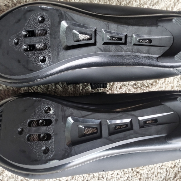 Generic cycling shoes - Picture 3 of 4